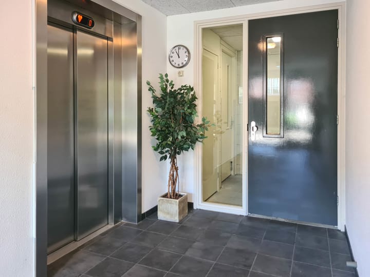 Foto 2 van Zwanebloemweg 75