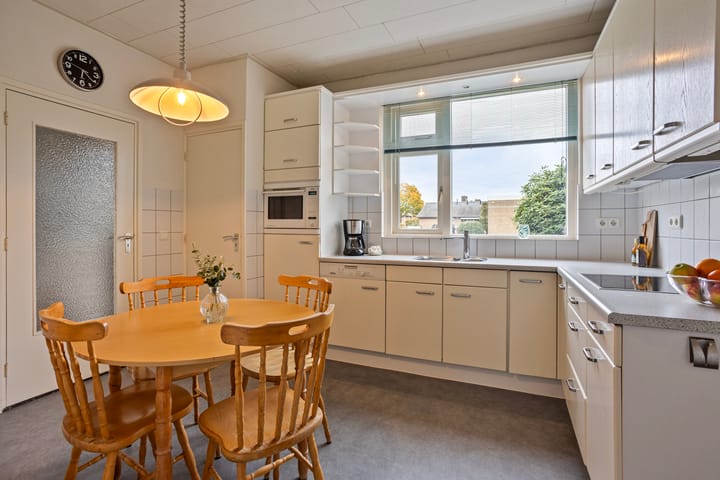 Foto 10 van Van Steenhuijsstraat 37