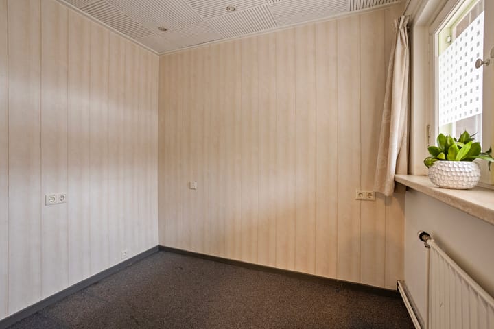 Foto 14 van Van Steenhuijsstraat 37