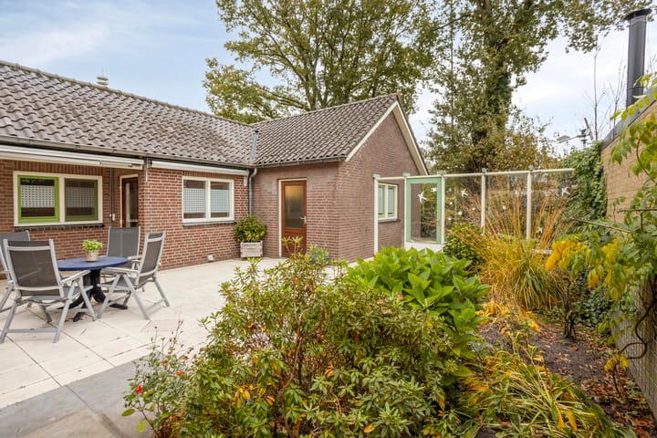 Foto 27 van Van Steenhuijsstraat 37