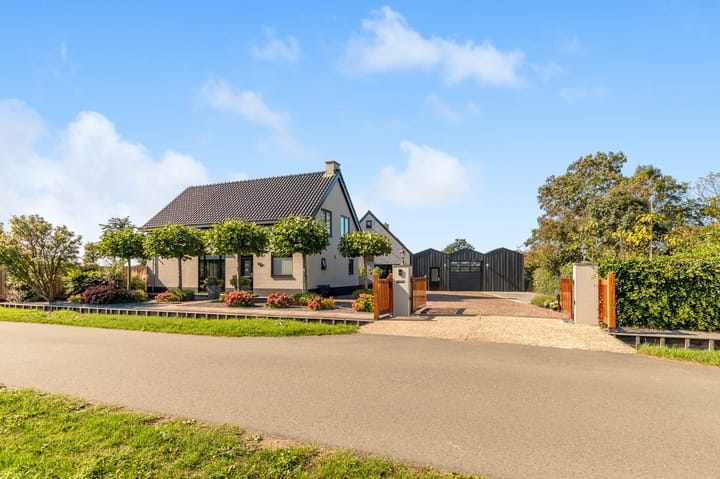 Photo 3 of Luttik Cie 37