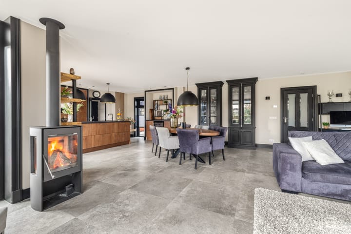 Photo 6 of Luttik Cie 37