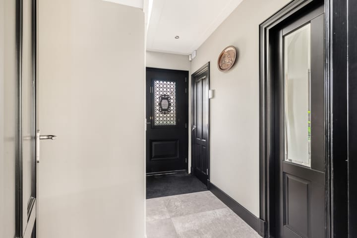 Photo 10 of Luttik Cie 37