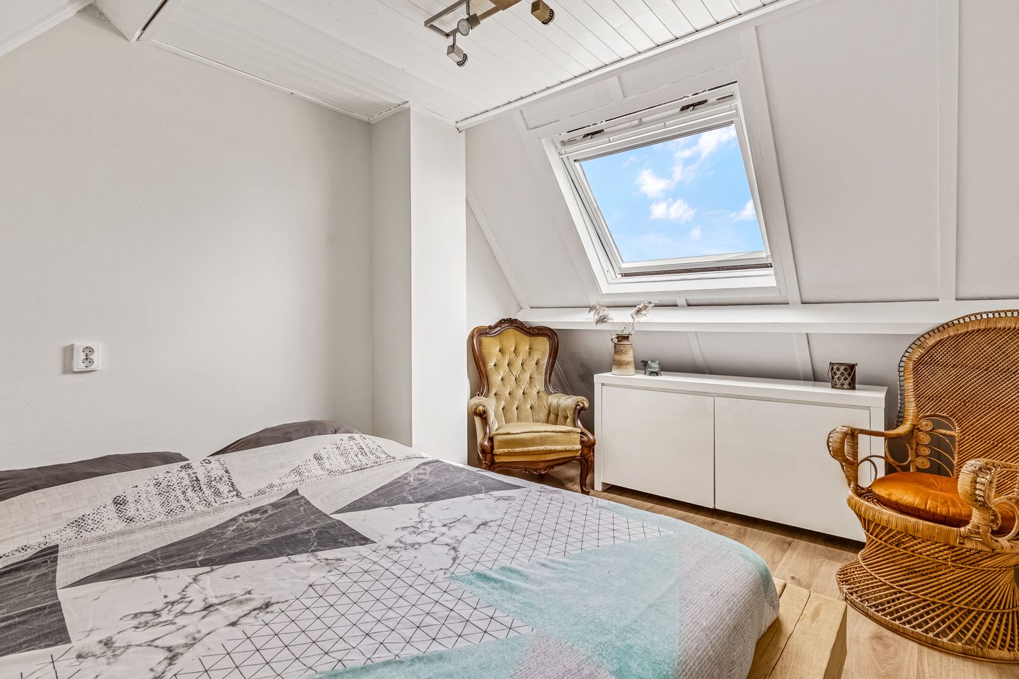 Photo 35 of Jan Lievensstraat 12