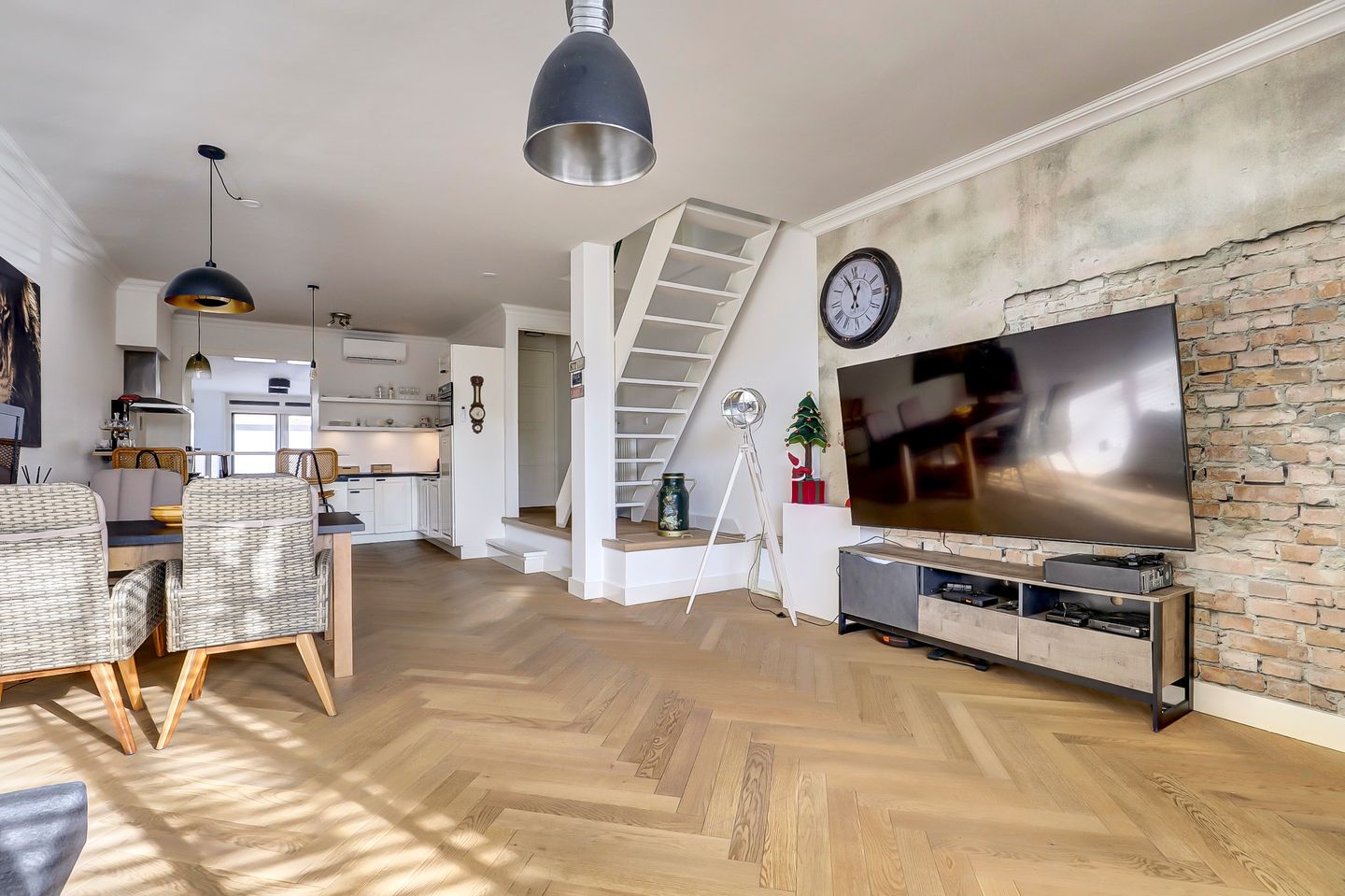 Foto 5 van Rotterdamseweg 107