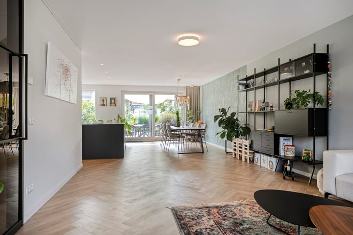 Photo 10 of Hoevelaan 8