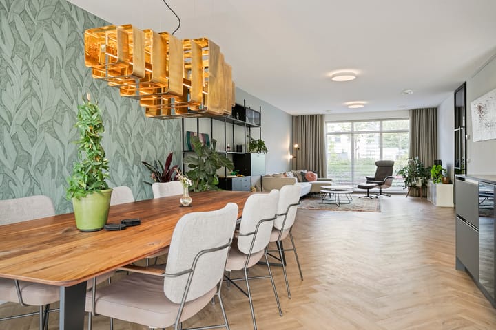 Photo 13 of Hoevelaan 8