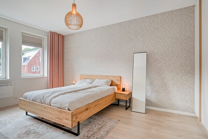 Photo 23 of Hoevelaan 8