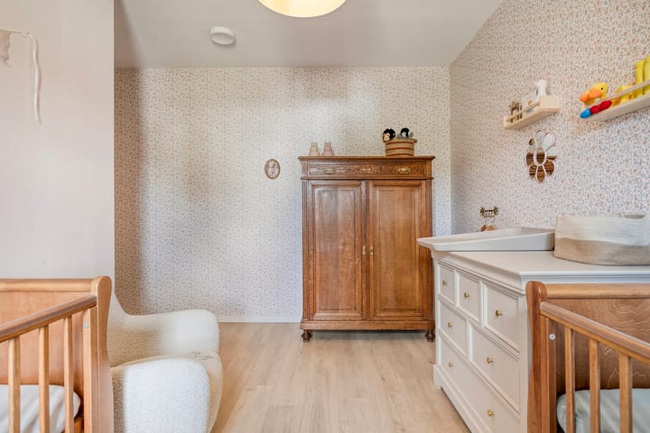 Photo 28 of Hoevelaan 8