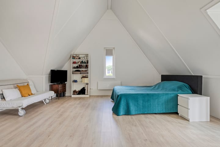 Photo 33 of Hoevelaan 8