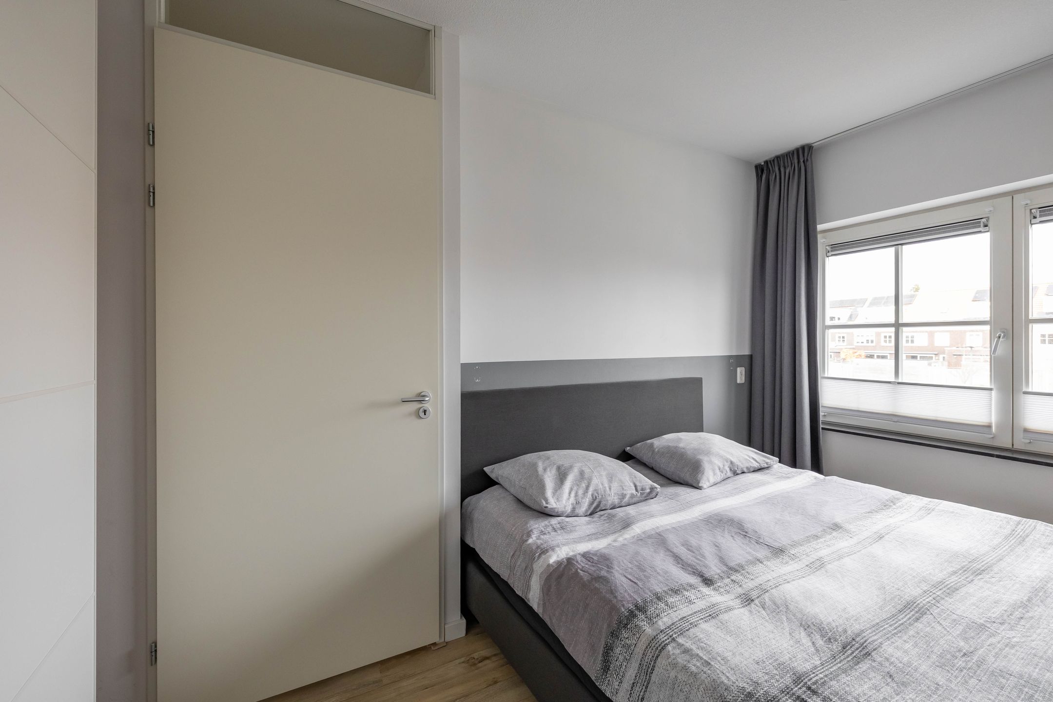 Foto 21 van Meeroeverslaan 298