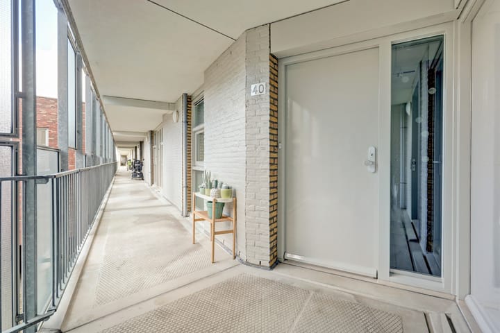 Foto 6 van Middeldijkerplein 40