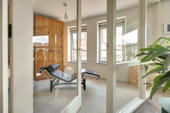 Foto 13 van Middeldijkerplein 40