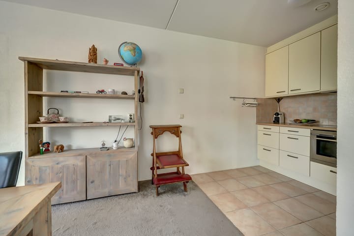 Foto 20 van Middeldijkerplein 40