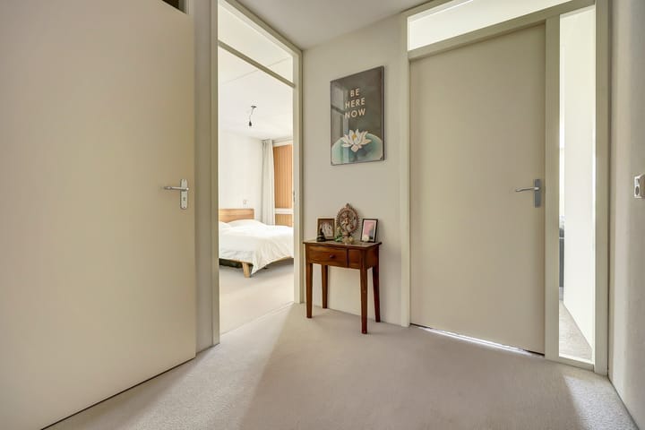 Foto 23 van Middeldijkerplein 40