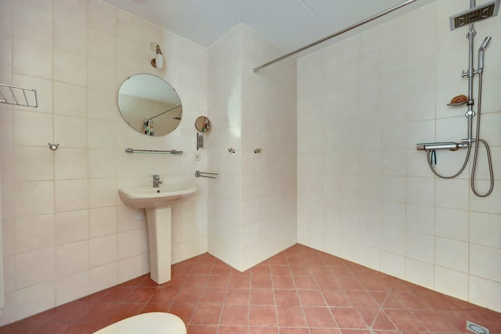 Foto 27 van Middeldijkerplein 40