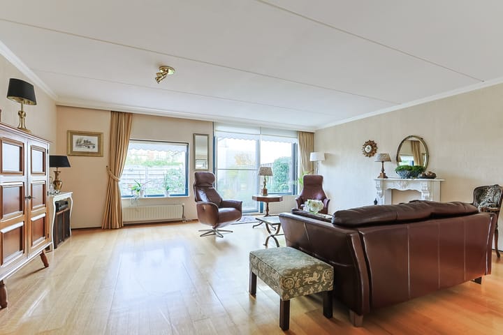 Photo 9 of Hoefsmid 17