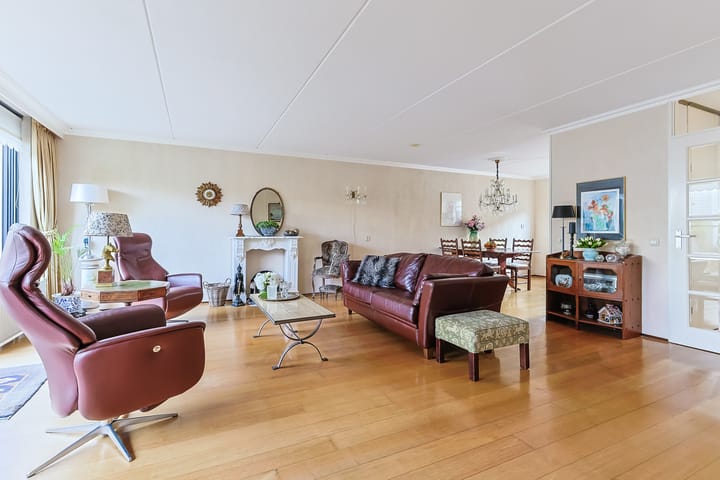 Photo 11 of Hoefsmid 17