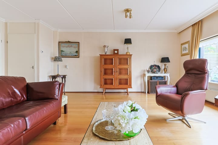 Photo 12 of Hoefsmid 17