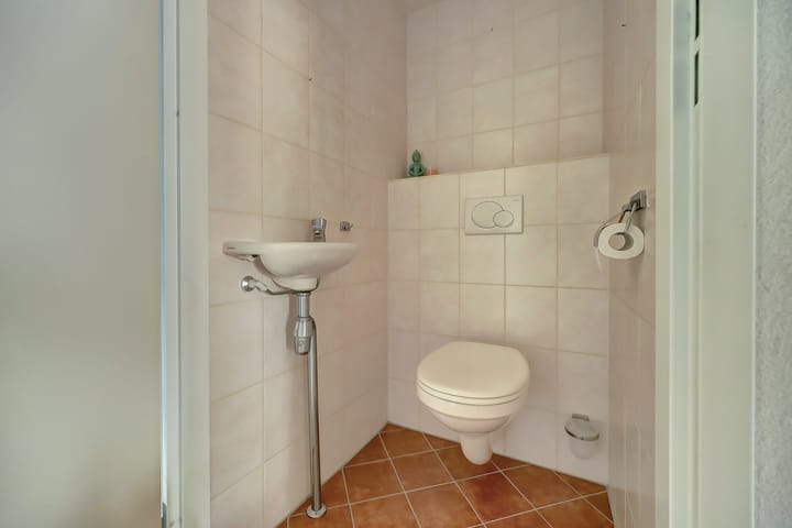 Foto 33 van Middeldijkerplein 40