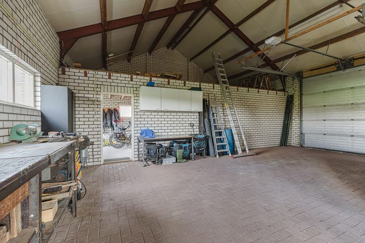 Photo 36 of Oekelsebaan 57