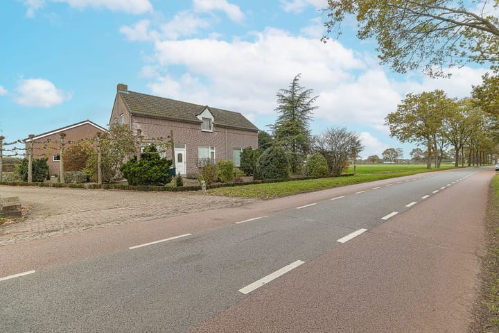 Photo 44 of Oekelsebaan 57