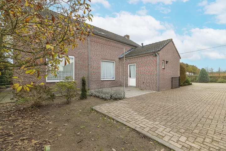 Photo 39 of Oekelsebaan 57