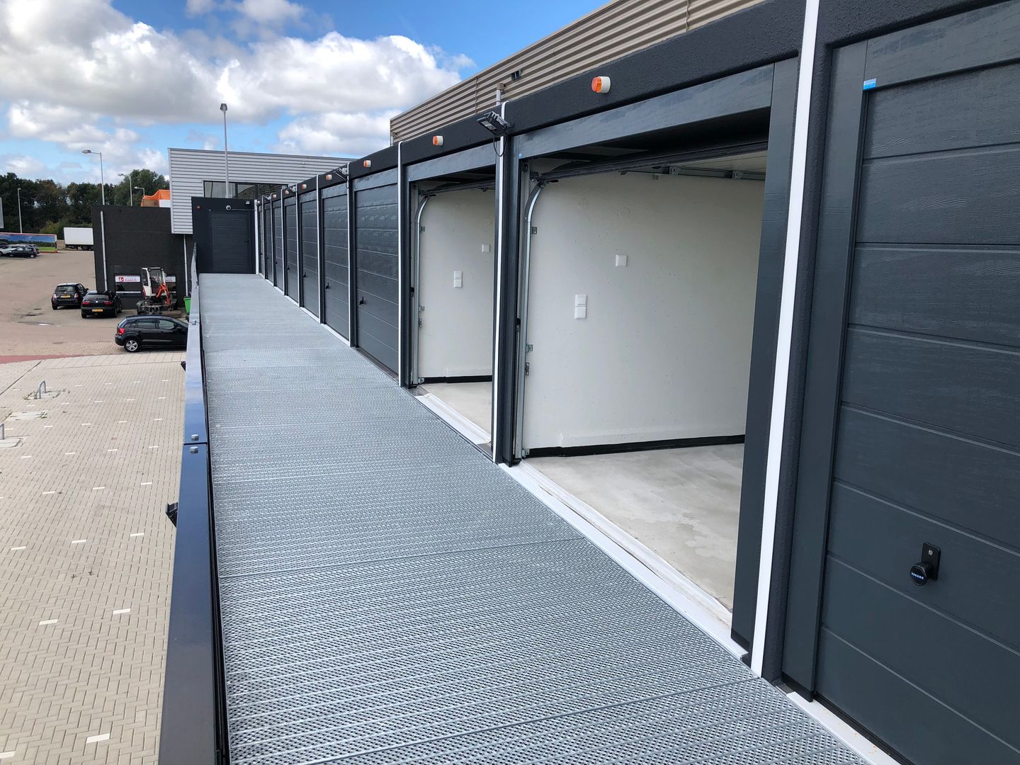 Bekijk foto 2 van Watervoort 15-L