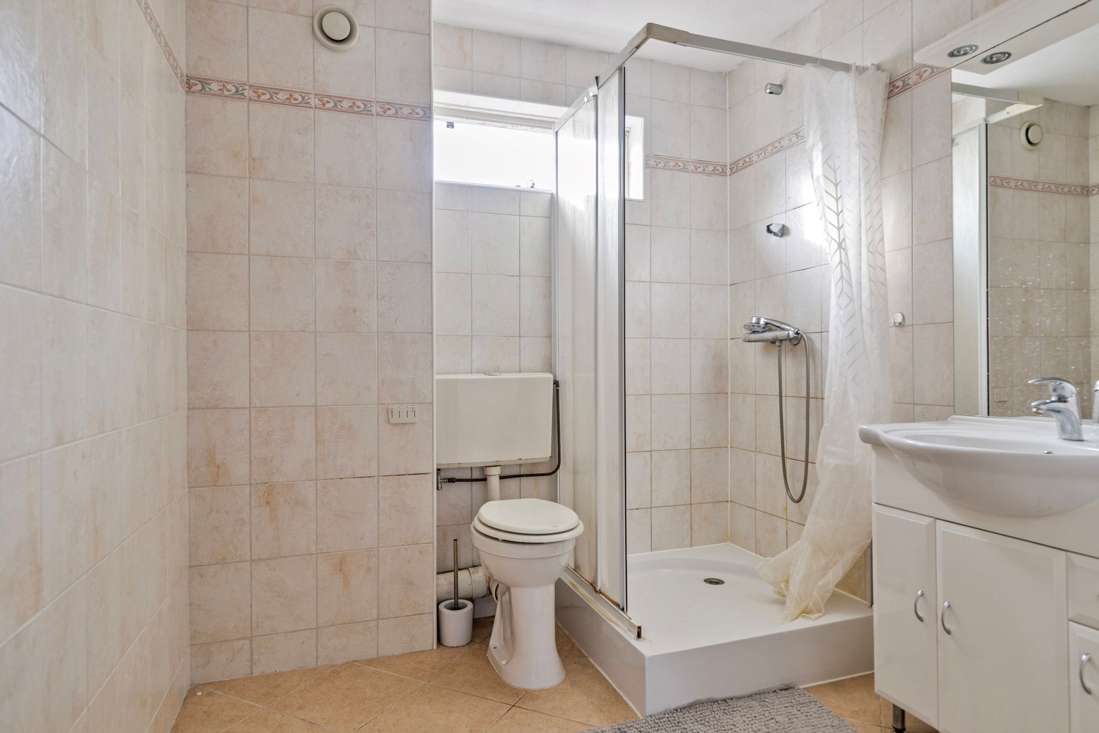 Foto 15 van Lobbekenstorenstraat 6