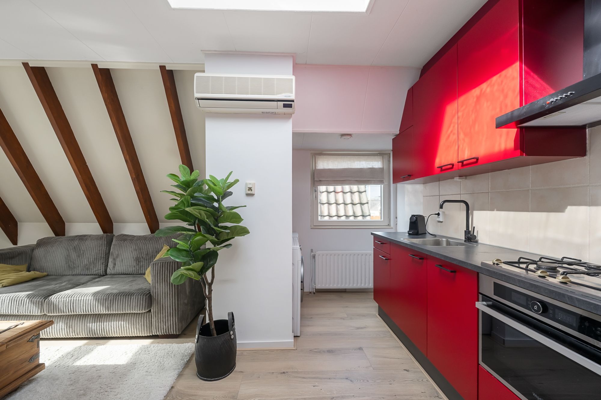 Foto 12 van Koningsweg 20-H