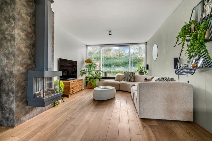 Photo 2 of Diepenbrocklaan 5