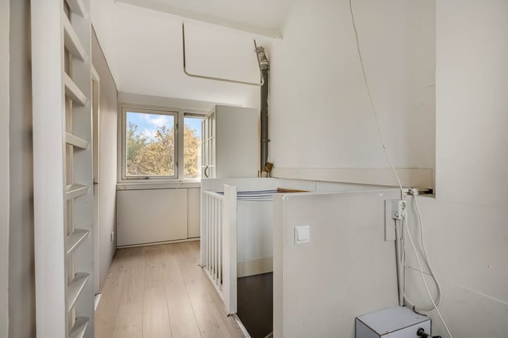 Photo 37 of Diepenbrocklaan 5