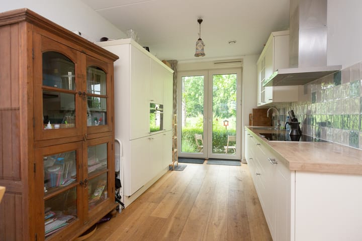 Foto 15 van Charlotte Jacobslaan 71