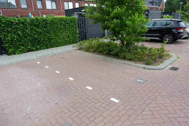 Foto 50 van Charlotte Jacobslaan 71