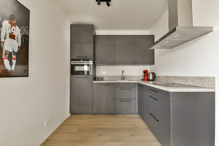 Foto 9 van Osdorpplein 976