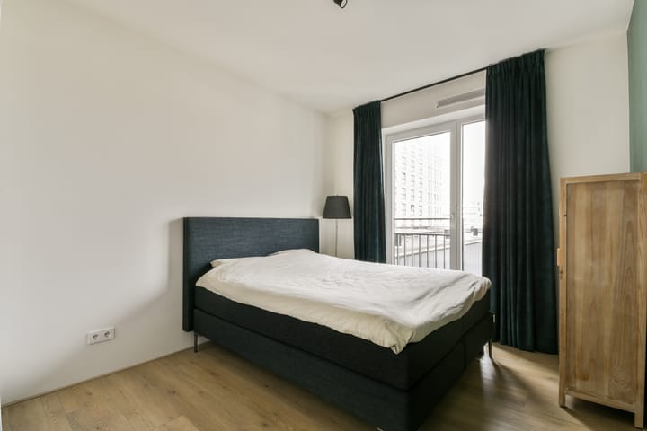 Foto 11 van Osdorpplein 976