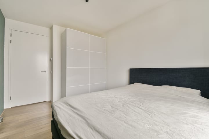 Foto 12 van Osdorpplein 976