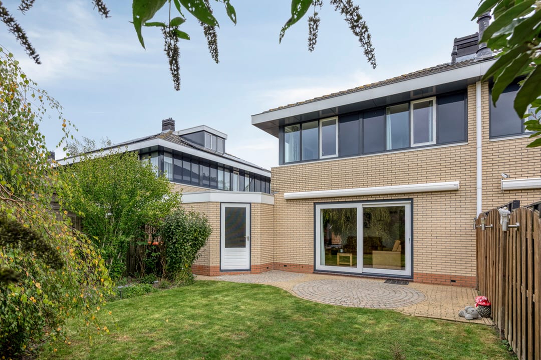 Foto 32 van Robert Stolzhof 241