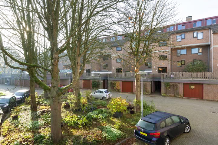 Photo 42 of Albert van Dalsumlaan 833