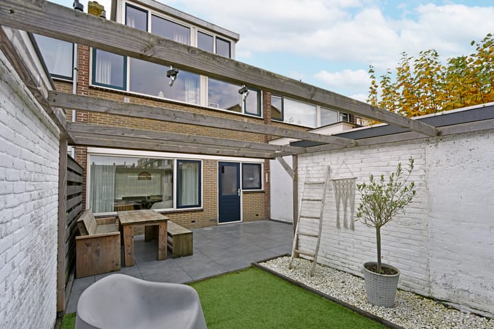 Photo 2 of Beatrixlaan 3