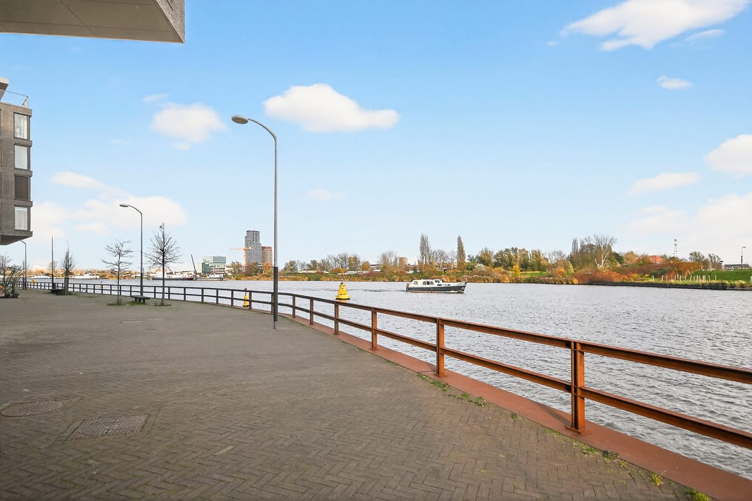 Foto 26 van Rookmelderstraat 98