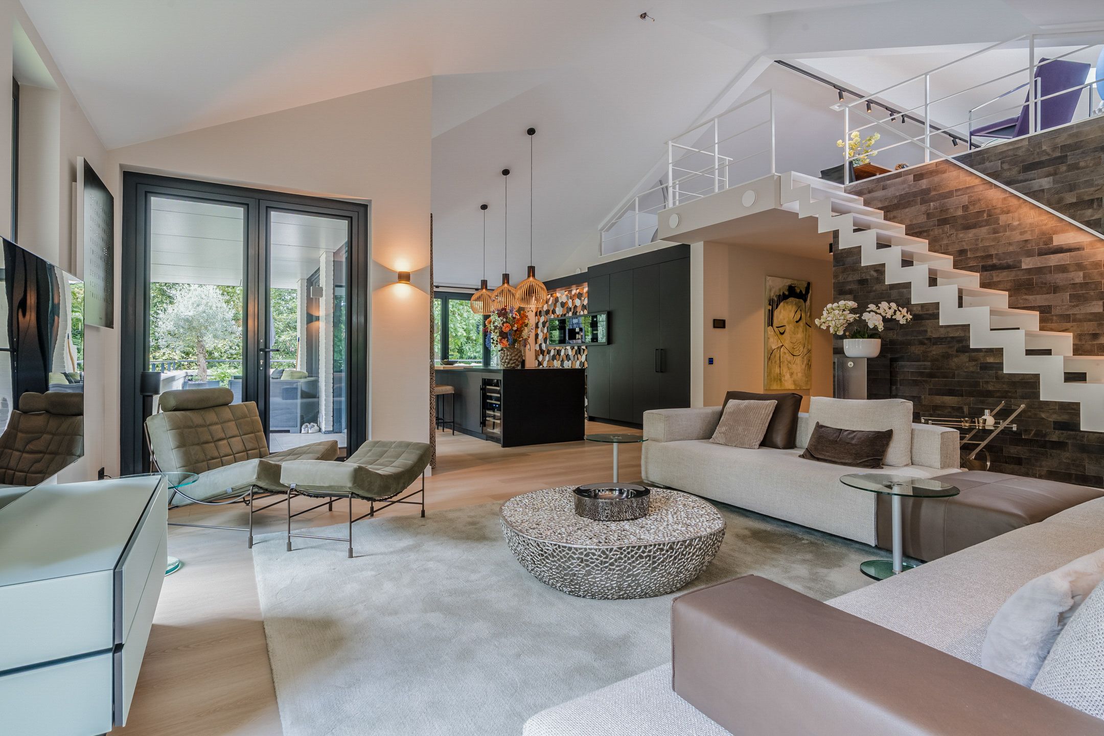 Foto 6 van Tilburgseweg 153-03