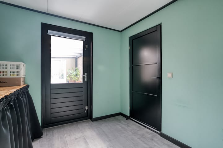 Photo 37 of Wilgenstraat 24