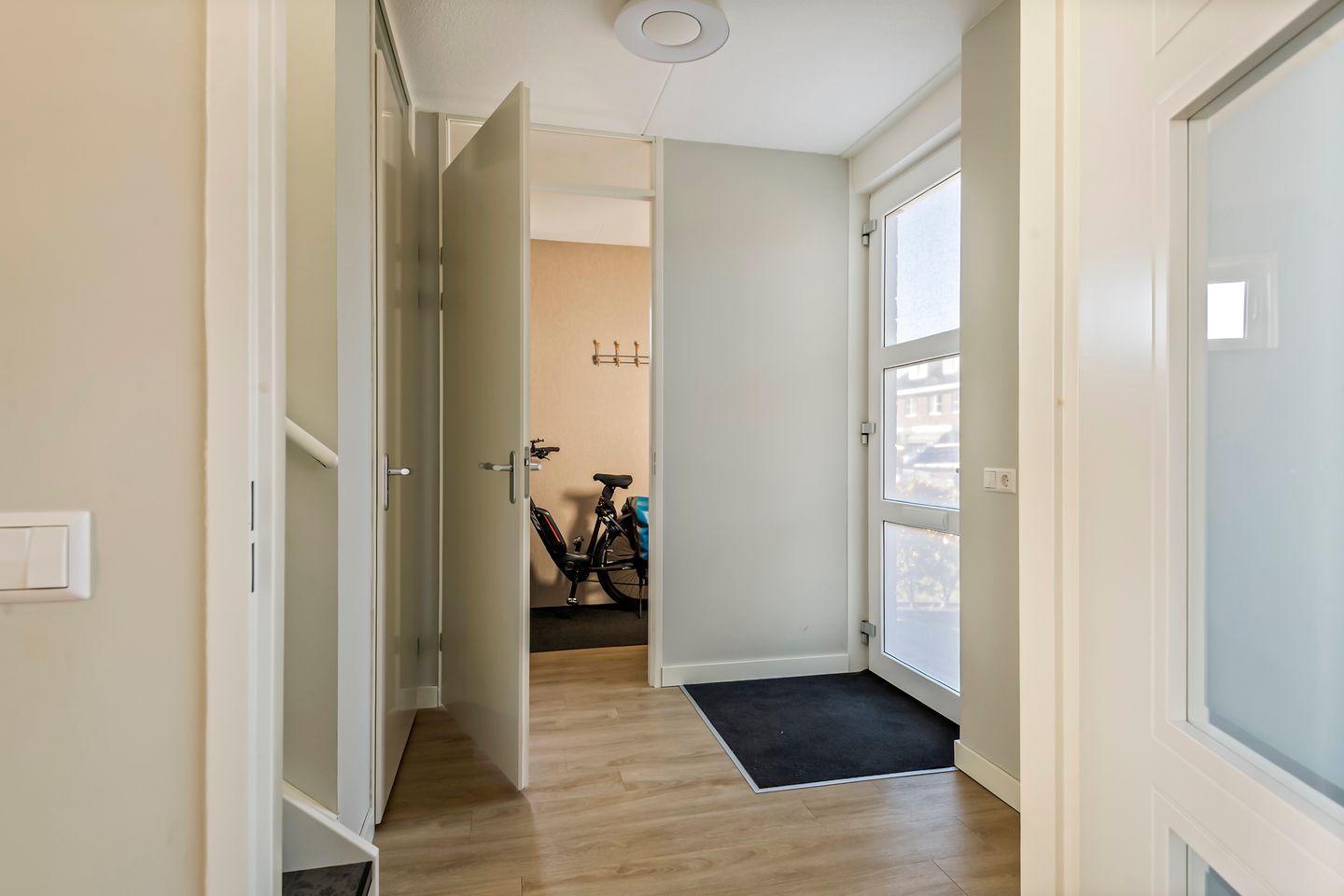 Photo 40 of Kristallaan 73