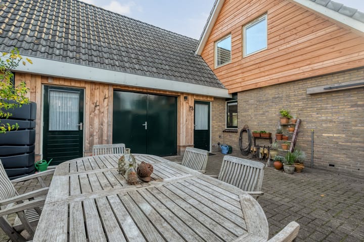 Photo 52 of Wilgenstraat 24