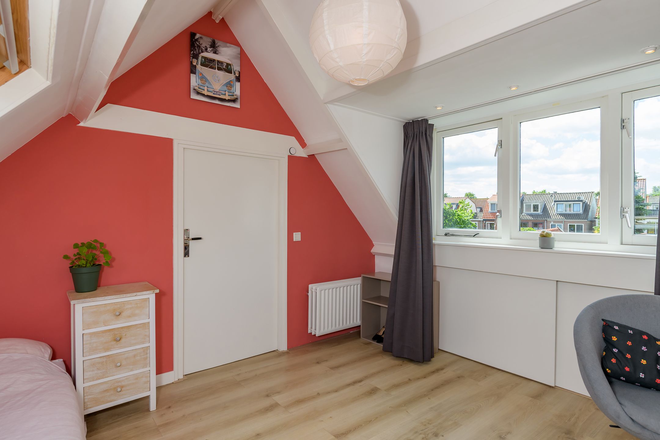 Photo 21 of Van Campenstraat 33