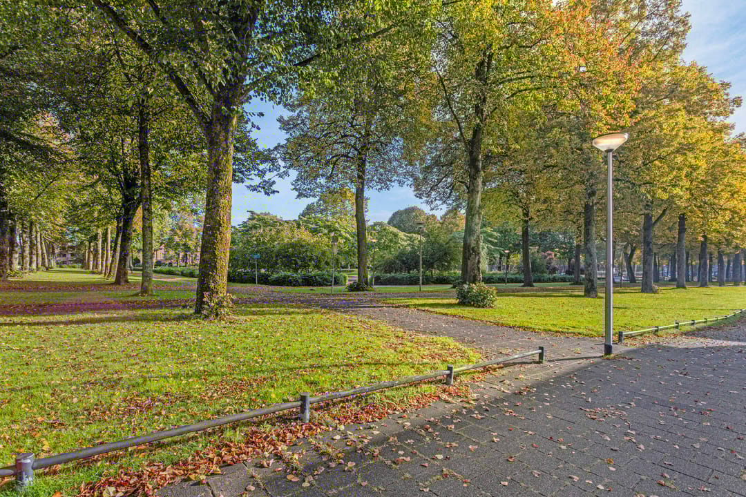 Photo 31 of Van Campenstraat 33