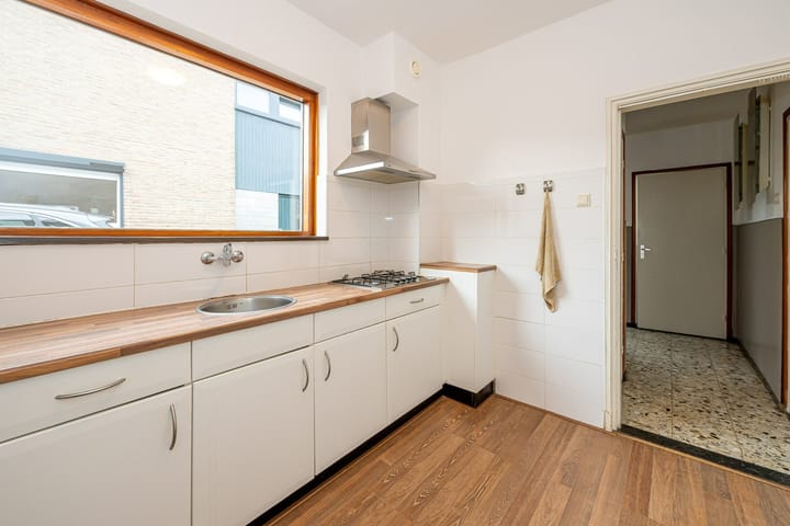 Foto 14 van Mirbachstraat 10