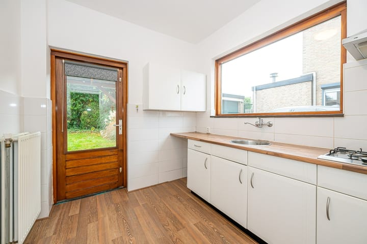 Foto 15 van Mirbachstraat 10