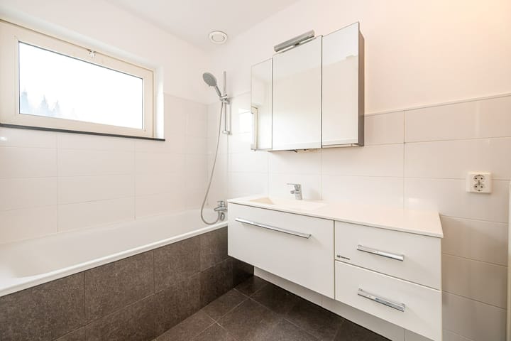 Foto 26 van Mirbachstraat 10